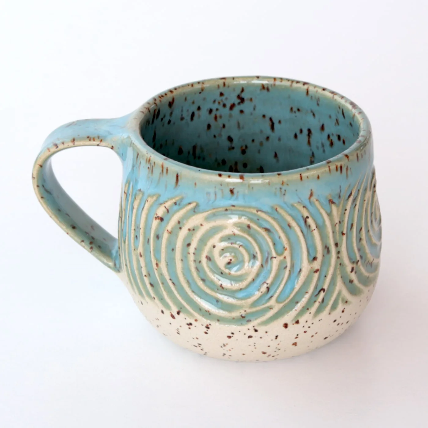el-yapımı-ceramic-stoneware-kahve-kupası-oyuklu-seymaates-1